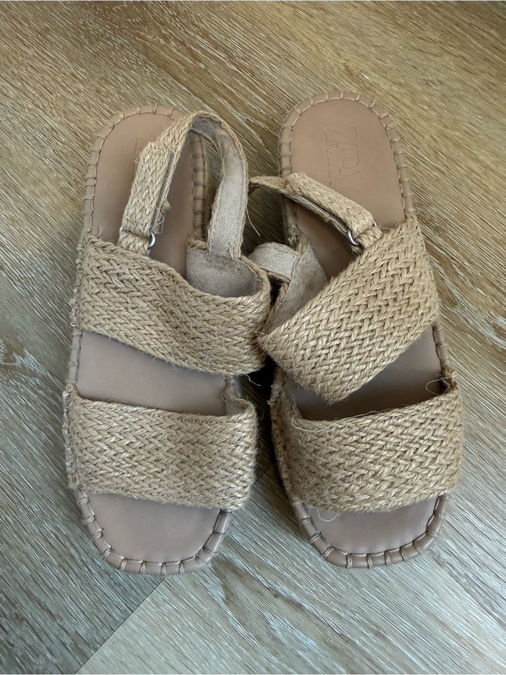 Zara Kids Braided Raffia espadrille Strap Sandals - Tan beige size 34 is 2.5-3